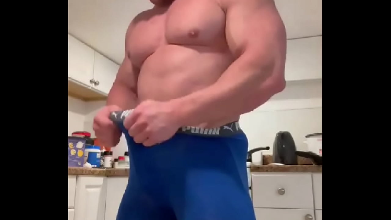 Try to subscribe my and you will never regret #of #body #dancer #bodybudiker #collaboration