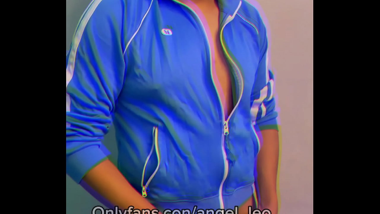 Una paja despu&eacute;s del ejercicio, con jam&aacute;s de tener un culito