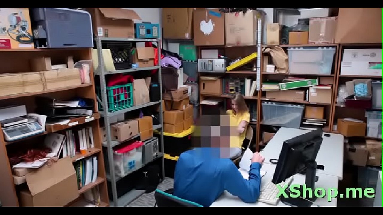 Nude Catarina Petrov does a perfect blowjob