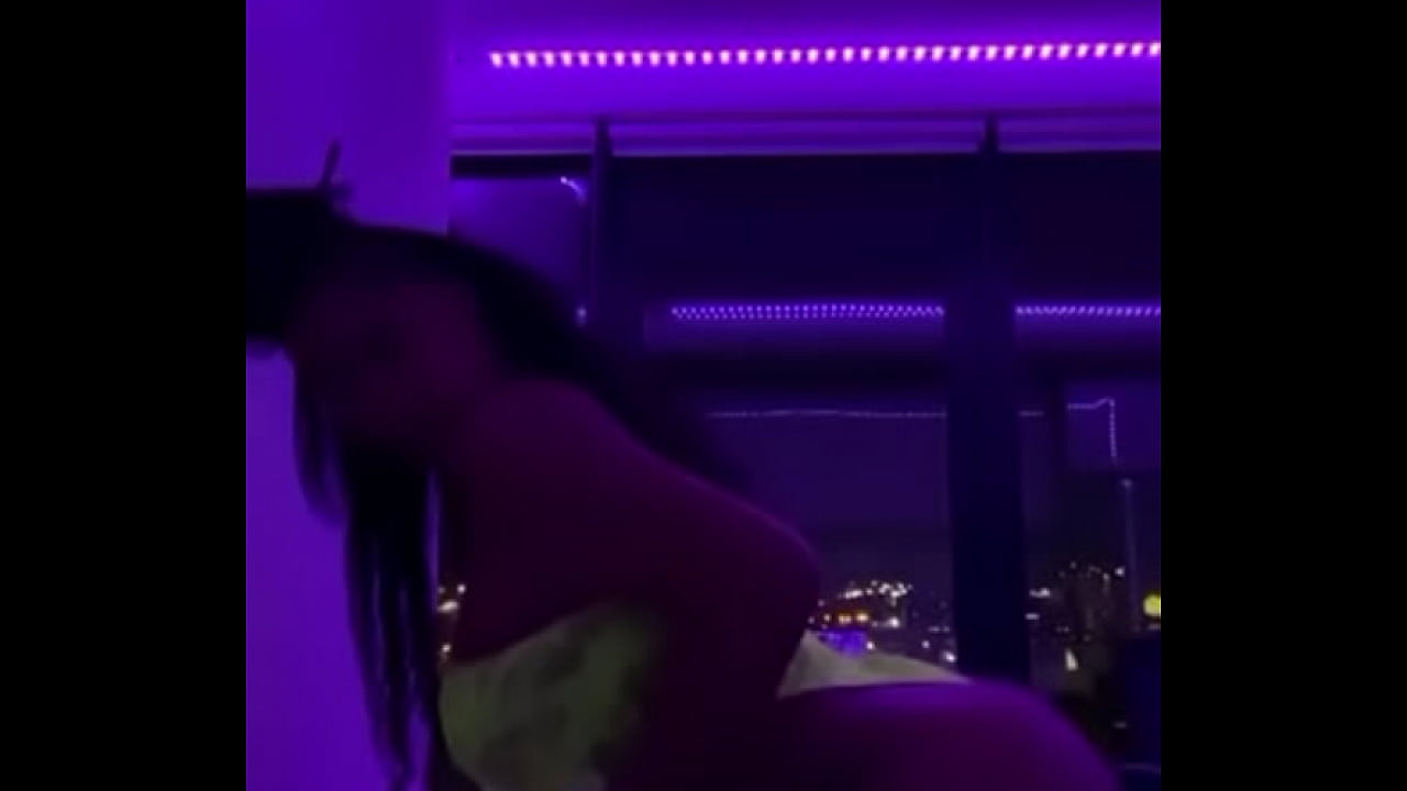 strella kat with that big ass booty