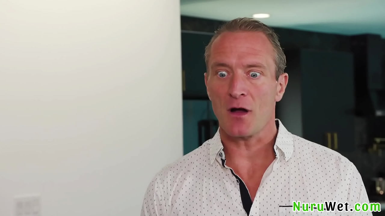 Sexy Cutie Girl Enjoy Nuru Massage With Her Client and Make Him Happy