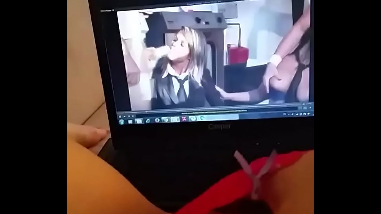 Mi esposa se masturba rico