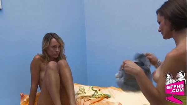 Girls enjoying girls 0037