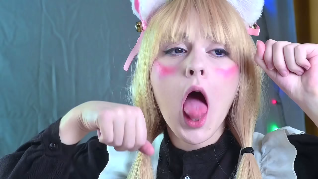 Vanilla Nekopara rides big cock and squirts