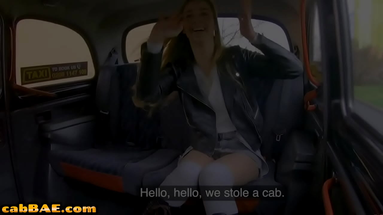 Lez pussylicking taxi driver babe licks customer pussy be gets the same