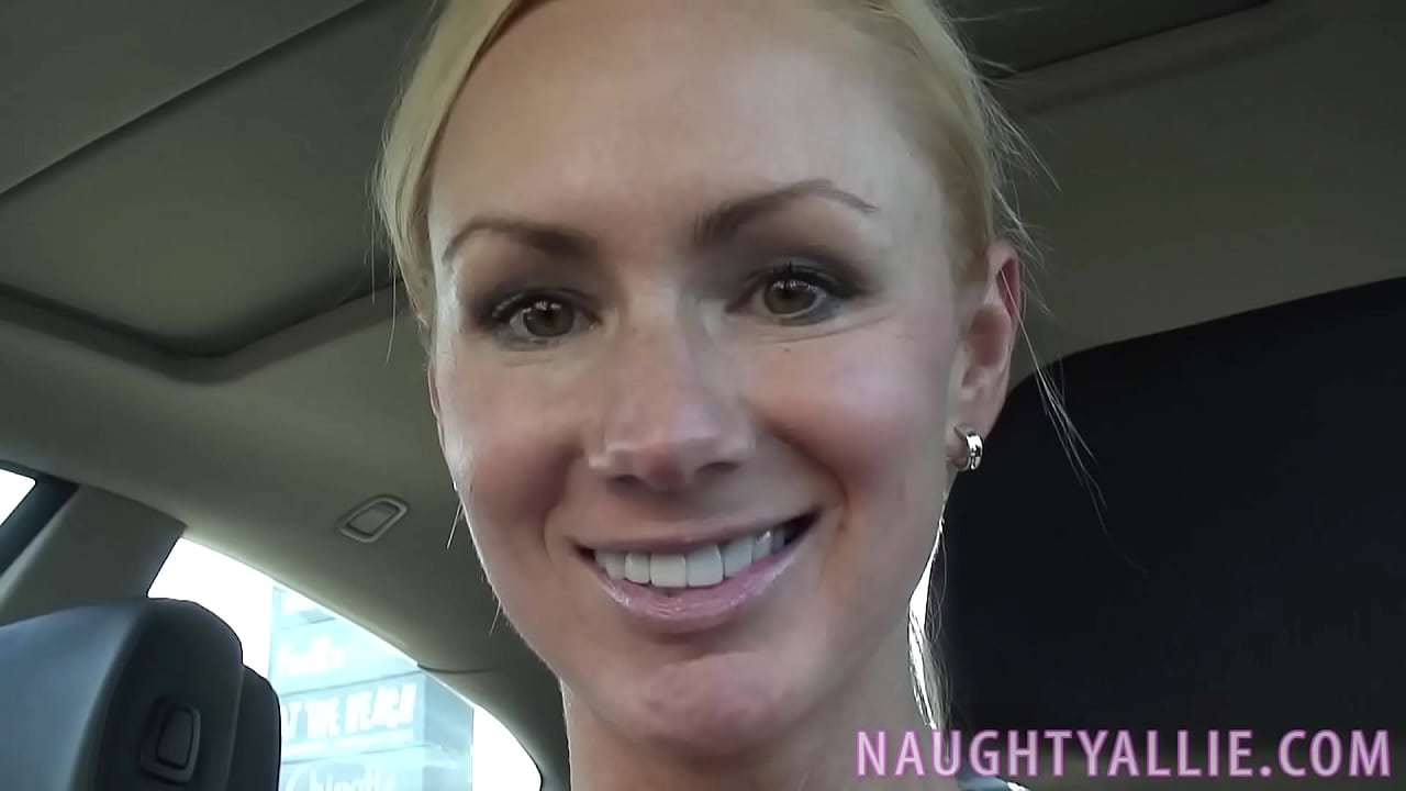 MASTURBATING AT THE TANNING SALON