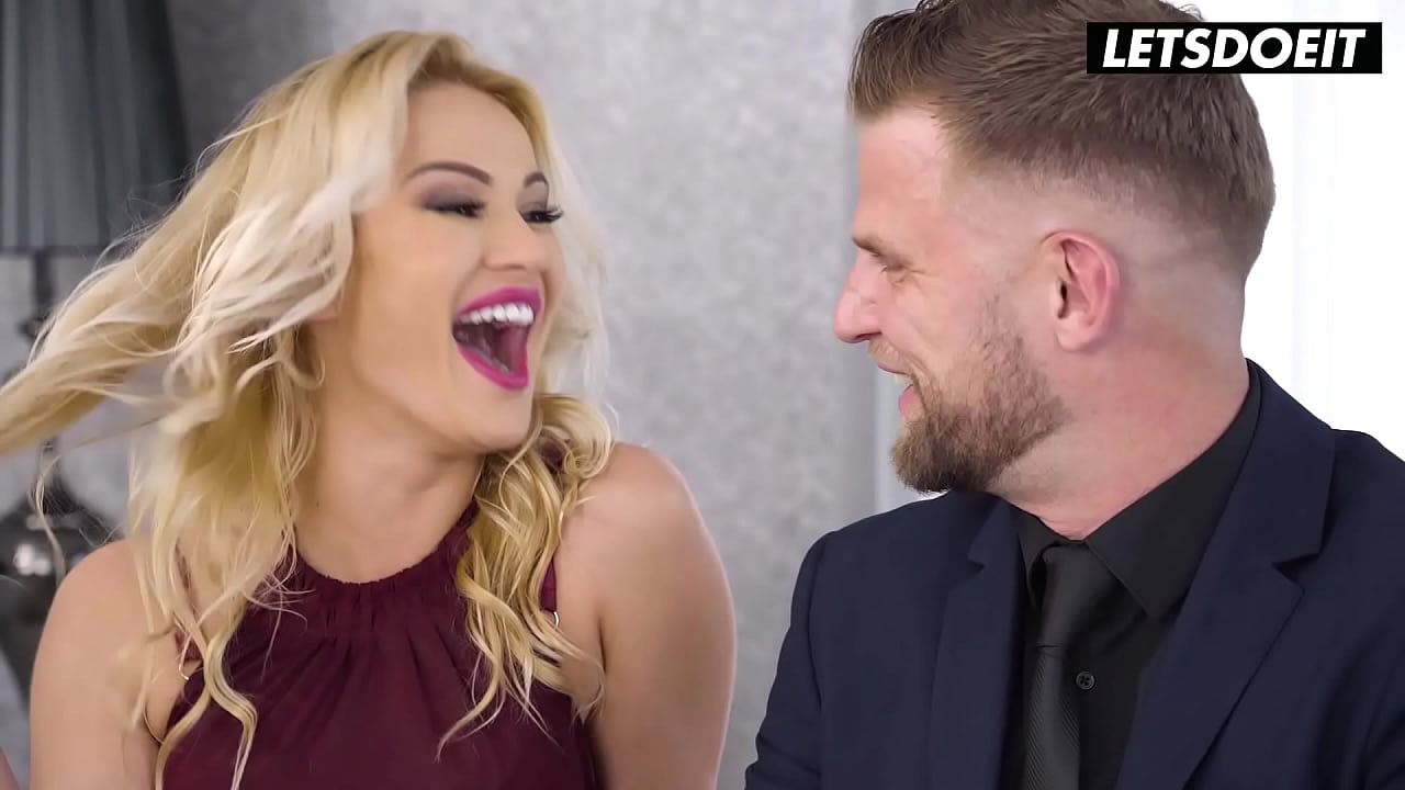 Porn Queen Cherry Kiss Prepares Her Asshole For Hardcore Fuck - HER LIMIT