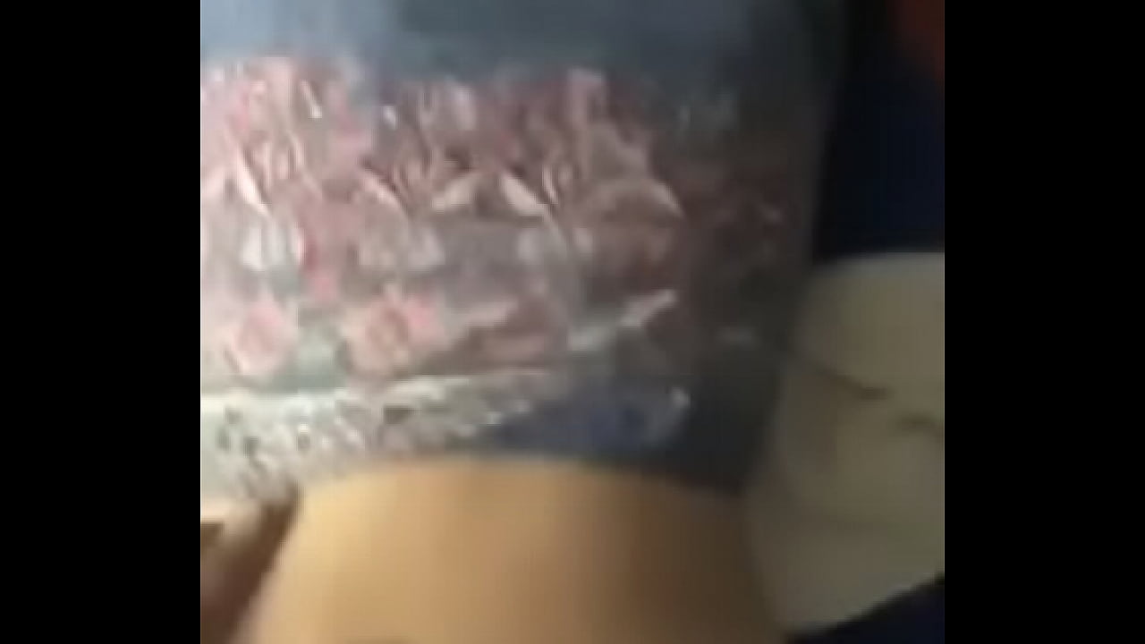 Cogiendo con mi vecina y dej&aacute;ndole mis hijos dentro