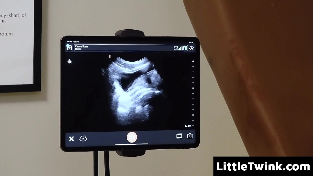 Pint-Sized Stunner Was One of The Doctor&rsquo;s Patients - Littletwink