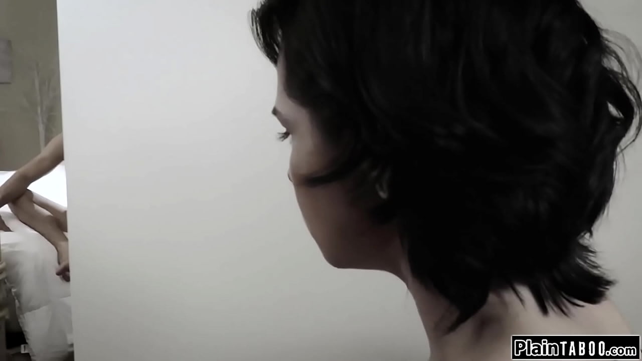 Petite teen babysitter Cadey Mercury is shocked when she walks in on her boss jerking off.He will triple her rate is shes willing to pleasure him