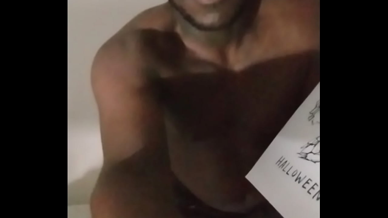 Drawing myself cuddling for free while wearing angel and devil Halloween costume 5