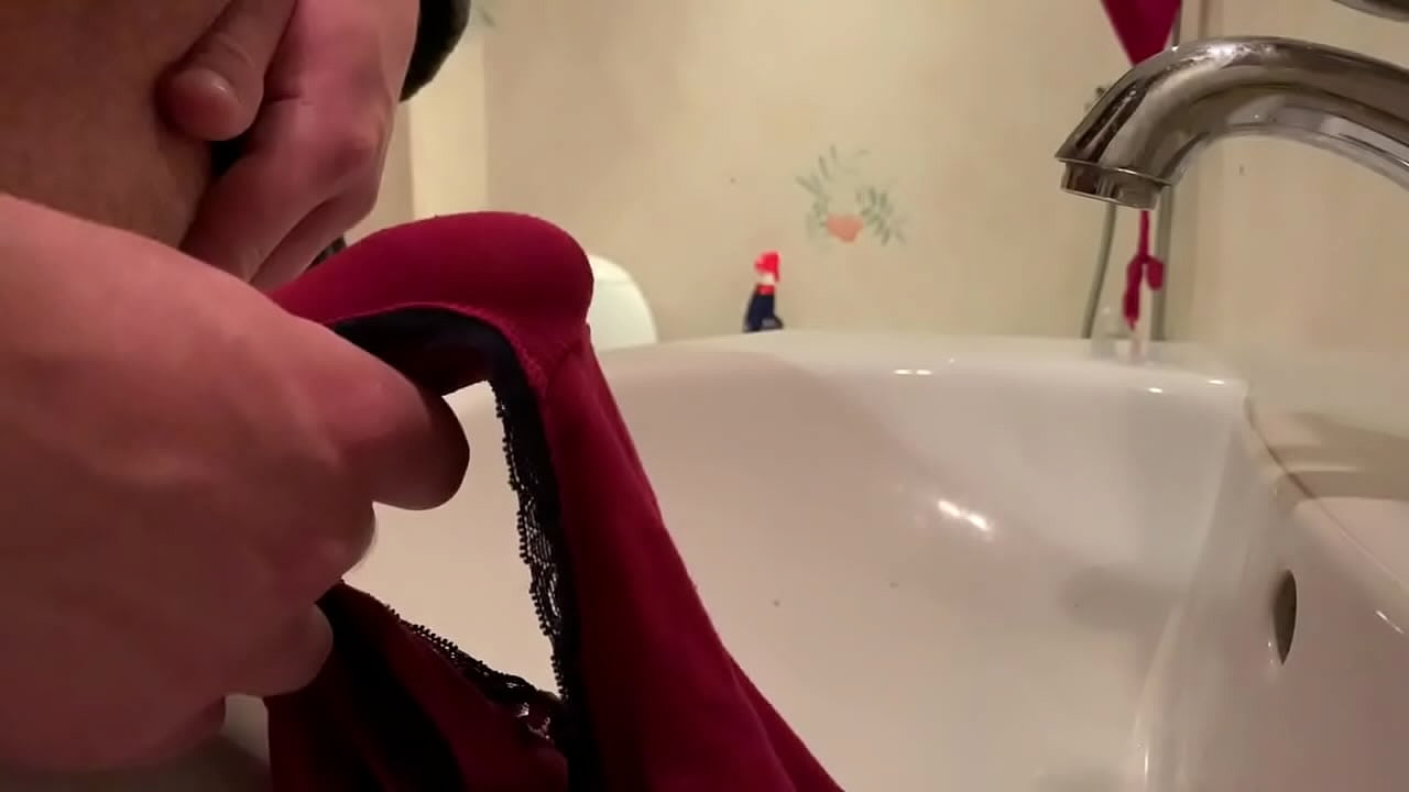 masturbating in panties