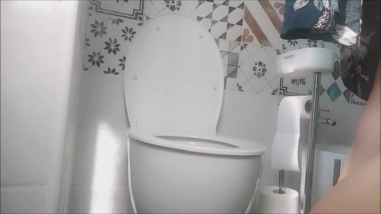 Chantal Channel with her pee so hot