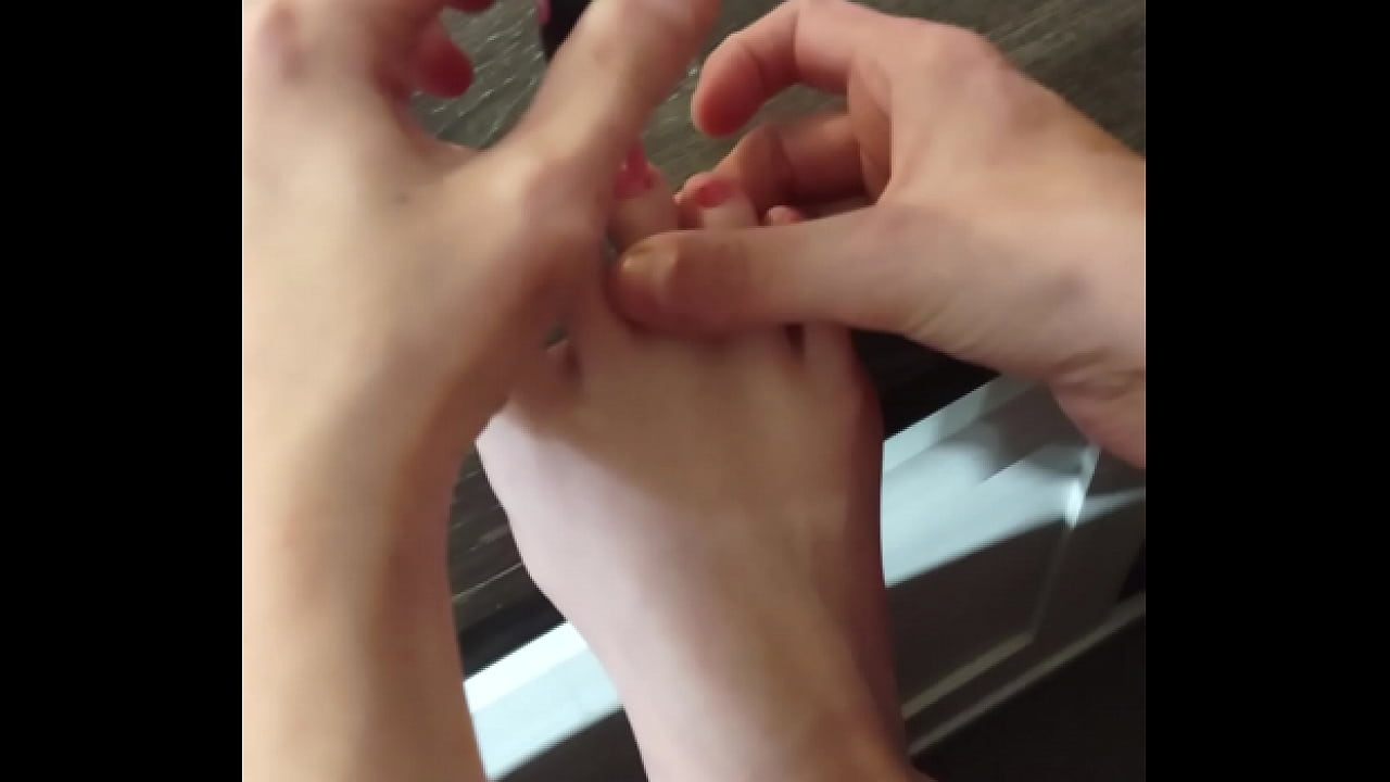 Sweet Pink Toes Painting