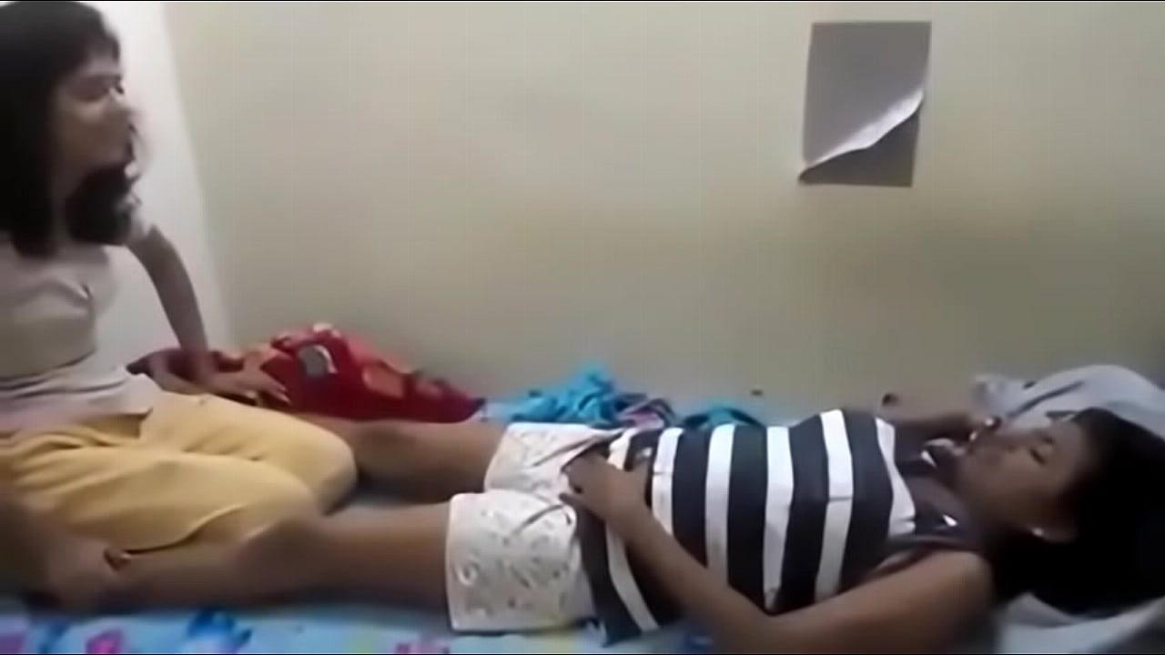 Hostel girls Vadodara take full enjoy