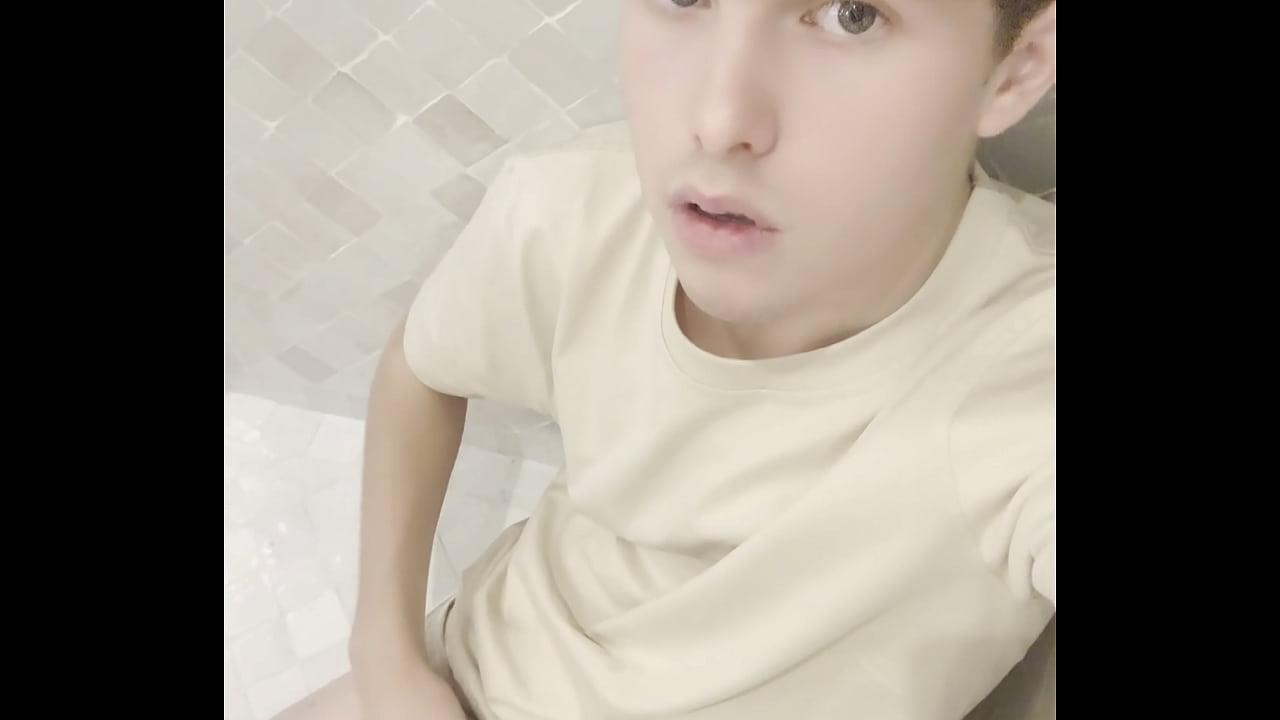 Twink masturbates in the shower