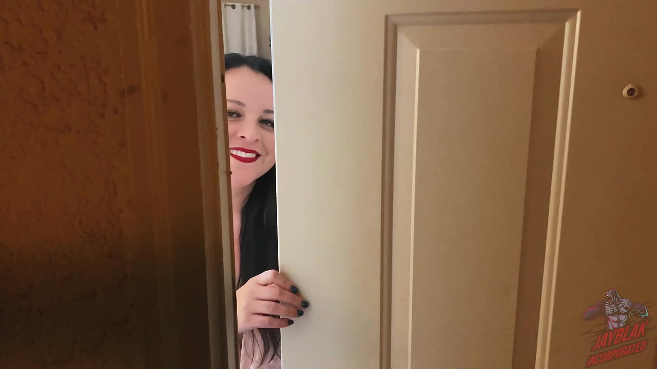 SHE'LL DO WHATEVER IT TAKES FOR HER PT.3, AMANDA THICKK