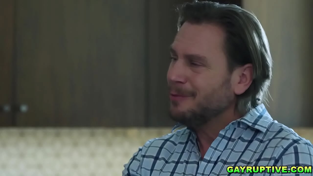 Hans Berlin takes down Isaac Parker's butthole