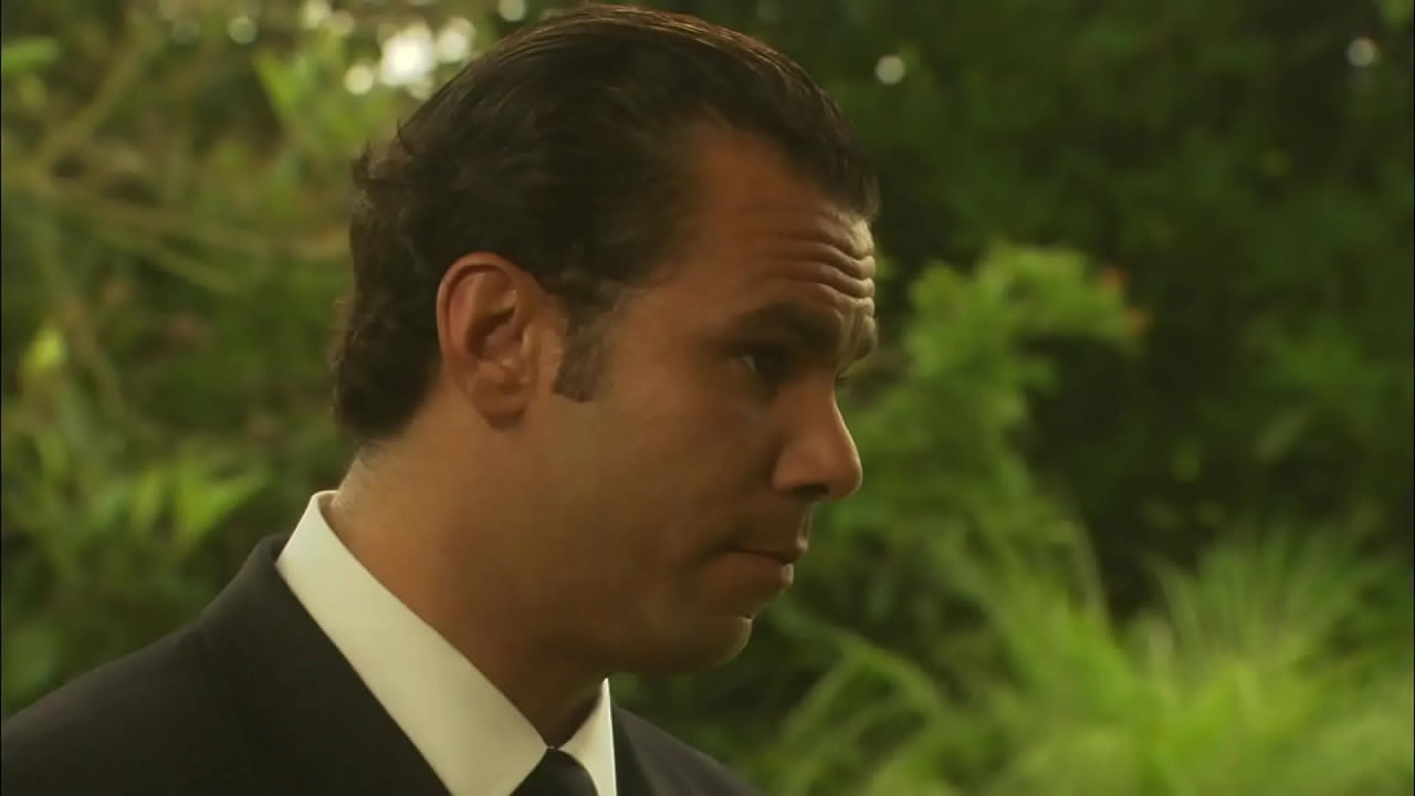 Naughty Couple Enjoys Historical Role Play And Fuck In An Enchanted Garden