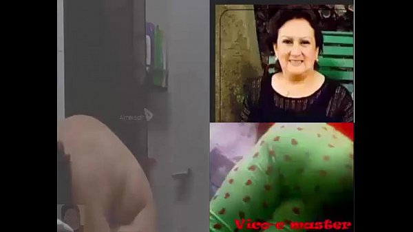 Espiando a mi t&iacute;a con deliciosos senos