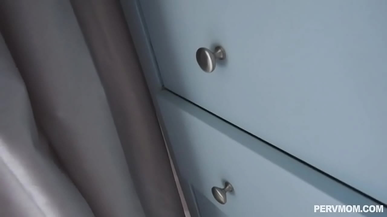 MILF Cherie Deville caught her stepson sniffing on her panty