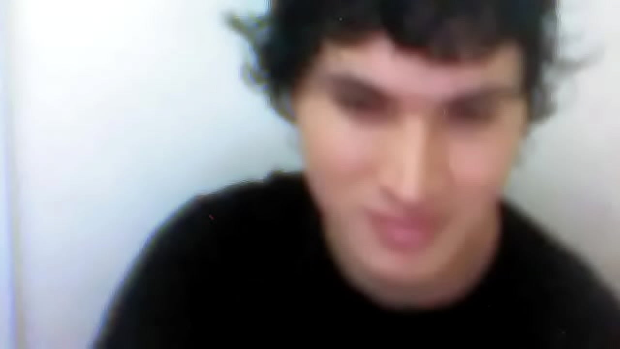 namelu1-u0027s webcam video 29 de mayo de 2011 21-12 (PDT)