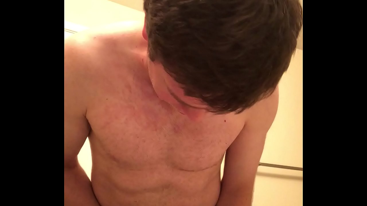 dude 2020 jerks his dick part 31