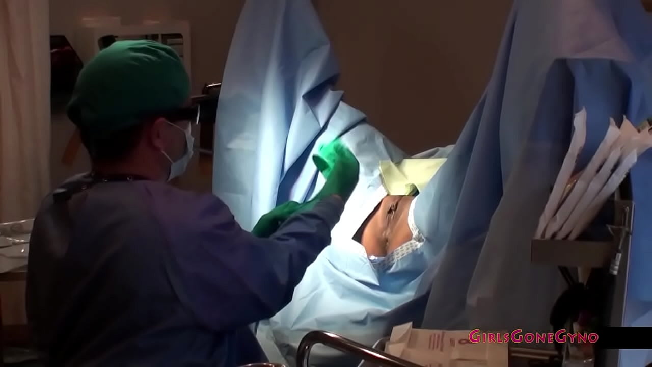 Daisy Ducati Undergoes Medical Checkup By Doctor Tampa Before She Can Go To Her New College @ GirlsGoneGyno