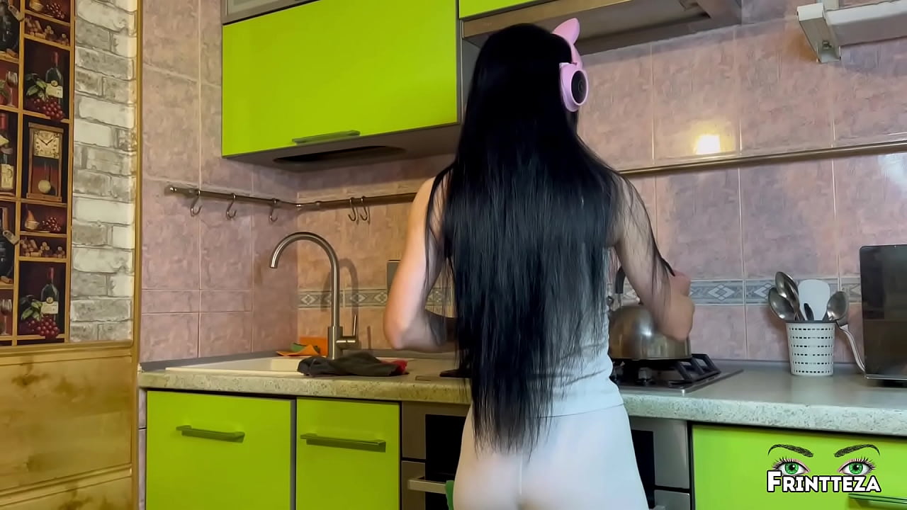 Stepmom deepthroat stepson