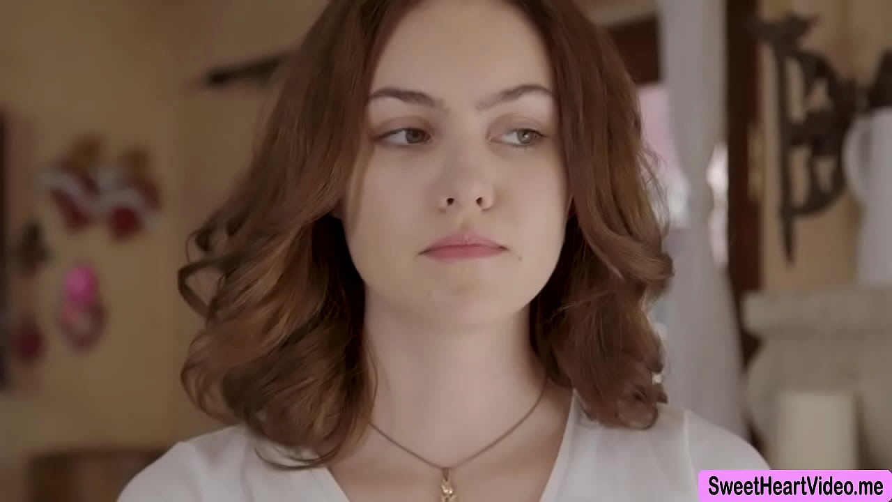 Emma Starletto enjoys having sex with Freya Parkers tongue and hands