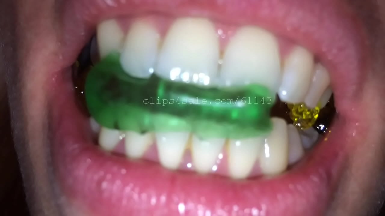 Eating (Silvia) Video 2 Preview