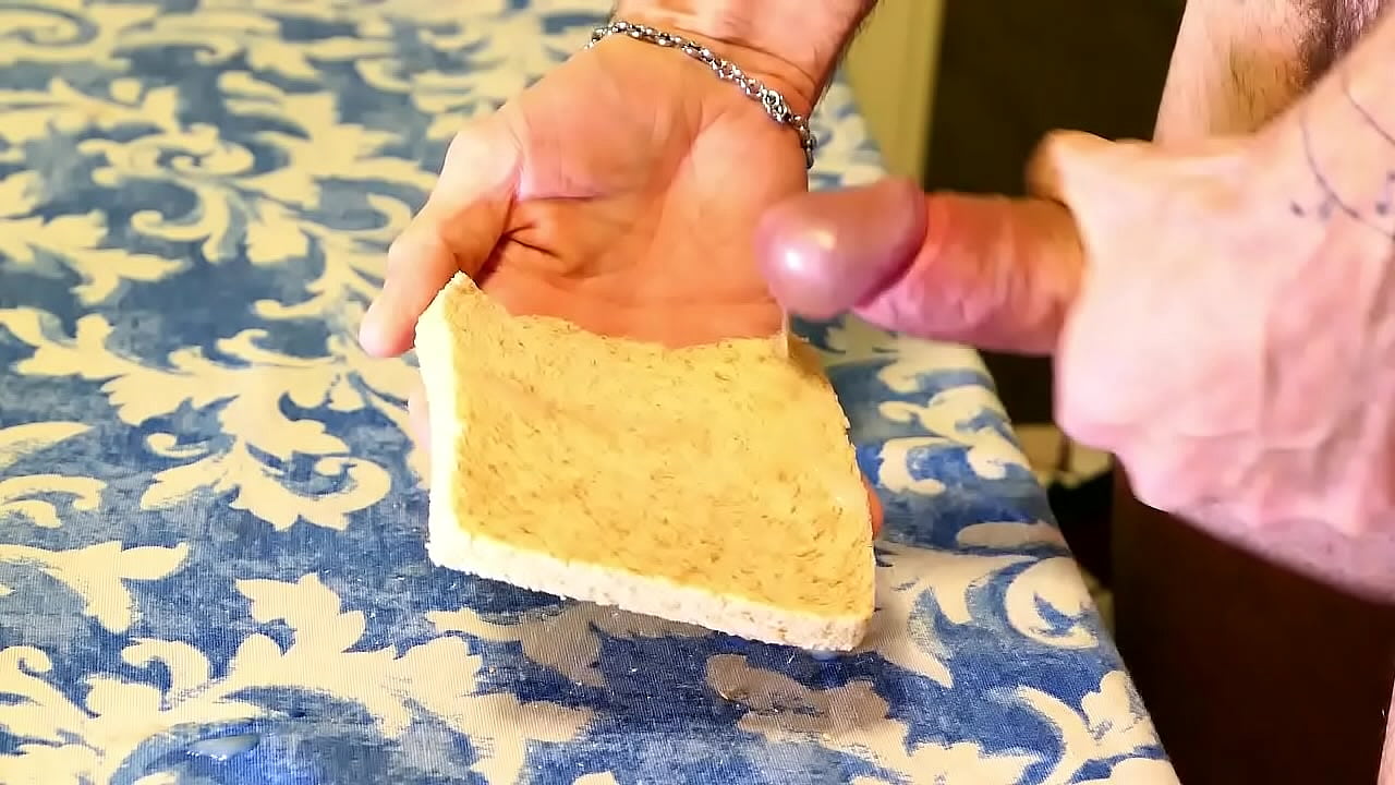 Are you hungry? I can pleased you with some nice and tasty snack!