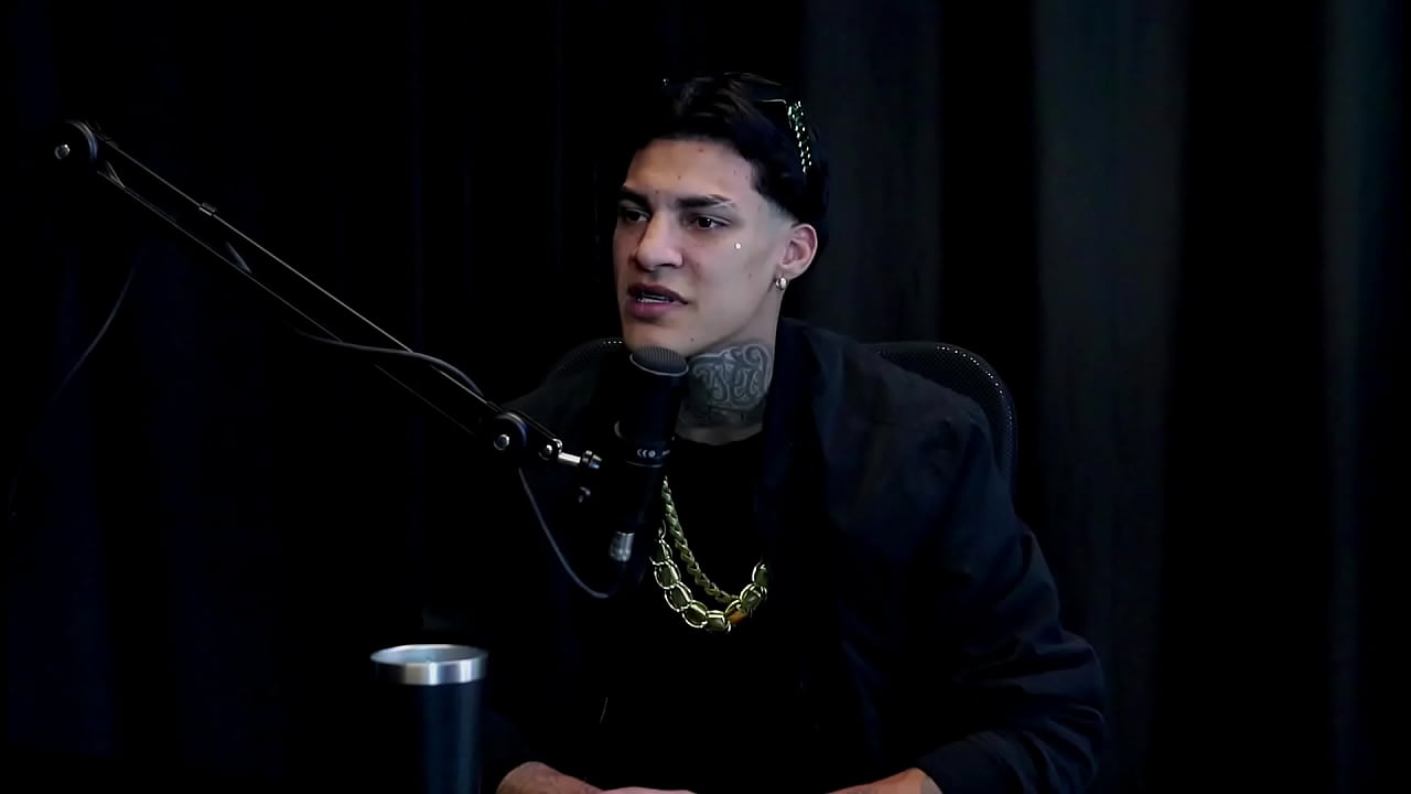 Se sentiu estranho no come&ccedil;o ap&oacute;s os atendimentos, conheceu uma criadora na sauna, tiveram que mesclar pra n&atilde;o ter somente gays, e foi assaltado - Gabriell Rios (WATCH ON: SHEER/RED)