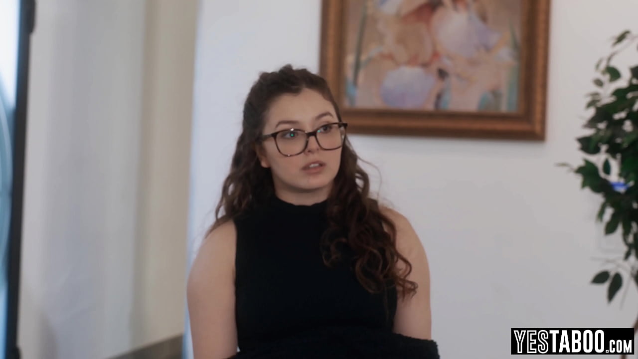 Stepdad seduces BBW teen daughter and lures her in for a stepfamily foursome