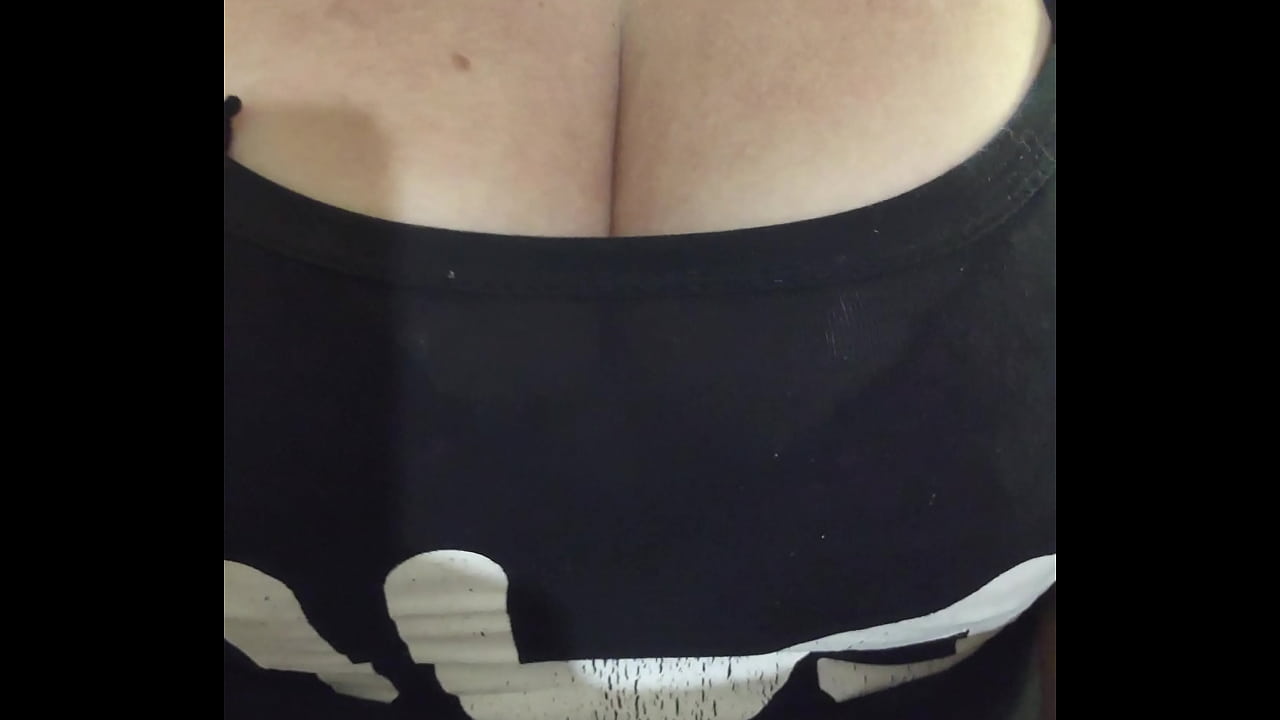 Estreia de Kitty Big Ass