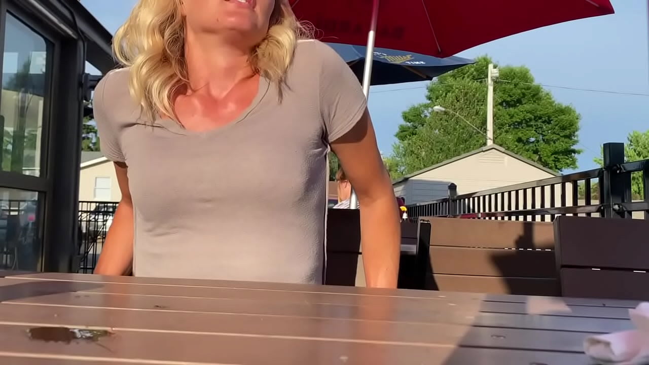 Slutty Milf Fills all of Her Holes in Public&mdash;CumPlayWithUs2