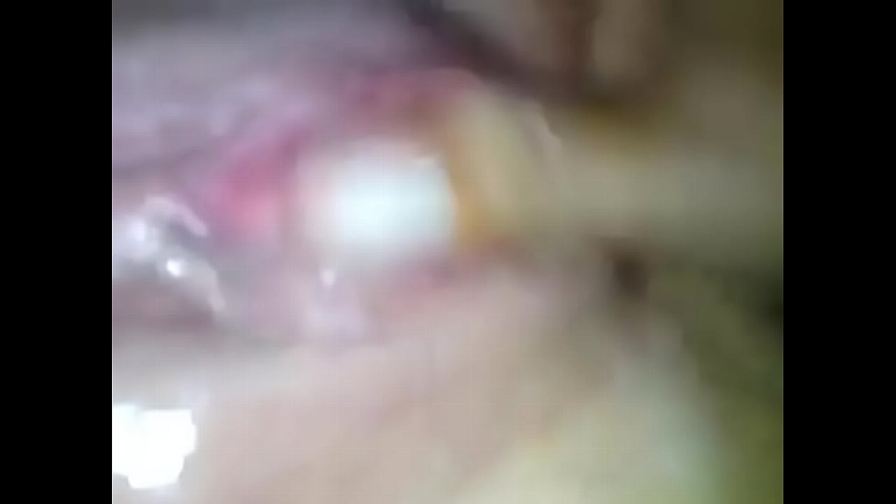 fingering and squirting