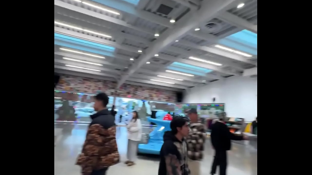 New SUPREME Drop today Supreme Box Logo Hooded Sweatshirt Sweatshirt (FW24)Size: L$350 (shipped &a ...