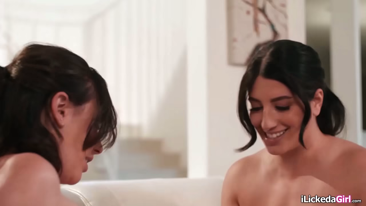 Chubby brunette Sarah Arabic visits her former lesbian instructor Casey Calvert and confessed.Casey grabs and sucks her big tits then do facesitting.