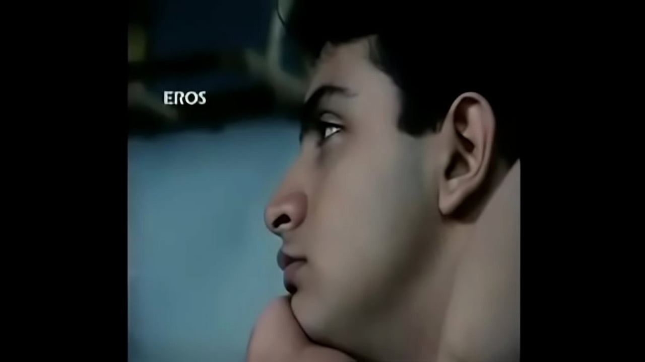 wife of sanjay dutt Manyata smooch clip.(HD) - YouTube