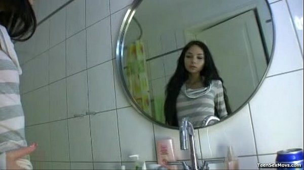 Teensexmovs.com - Karina