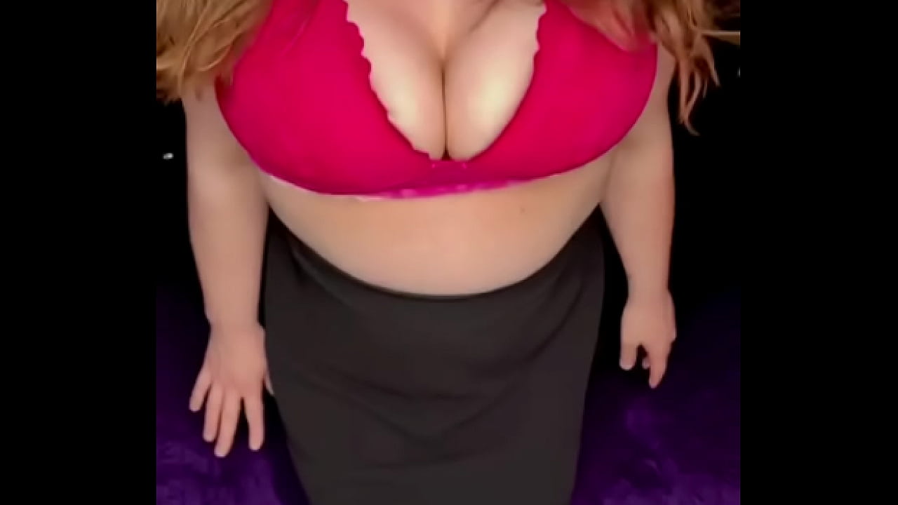 Do you follow my TikTok? #transformation #momtomilf #mammarymaster #mommy