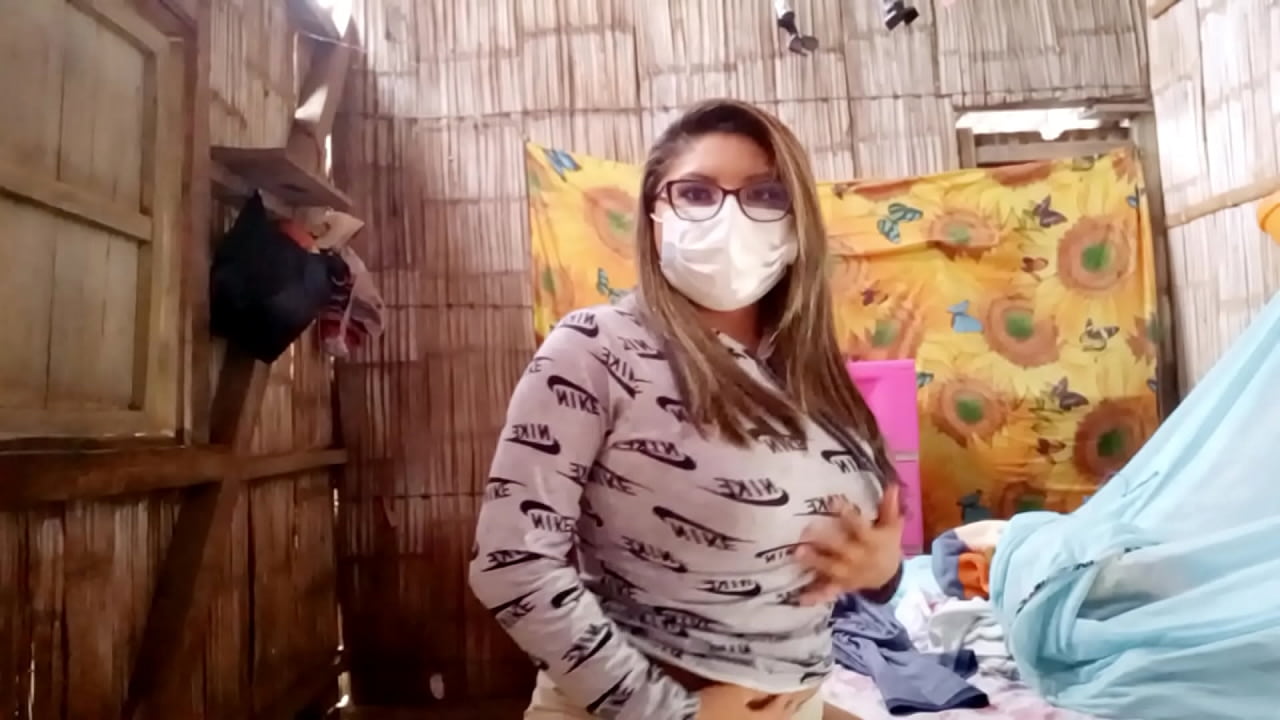 THE MOST APPRECIATED AND NATURAL TITS IN LATIN AMERICA ARE OWNED BY MY BEAUTIFUL STEPMOTH FROM THE COUNTRYSIDE!! SHE DOES A DELICIOUS MASSAGE TOUCHING HER NATURAL TITS AND VERY SUBTLY FLIRTING WITH HER SHORTS AND HER VAGINA MARKED IN THE CLOTHES