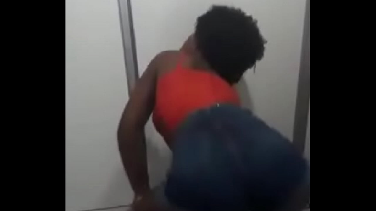 Julia Azevedo - Que preta &eacute; essa