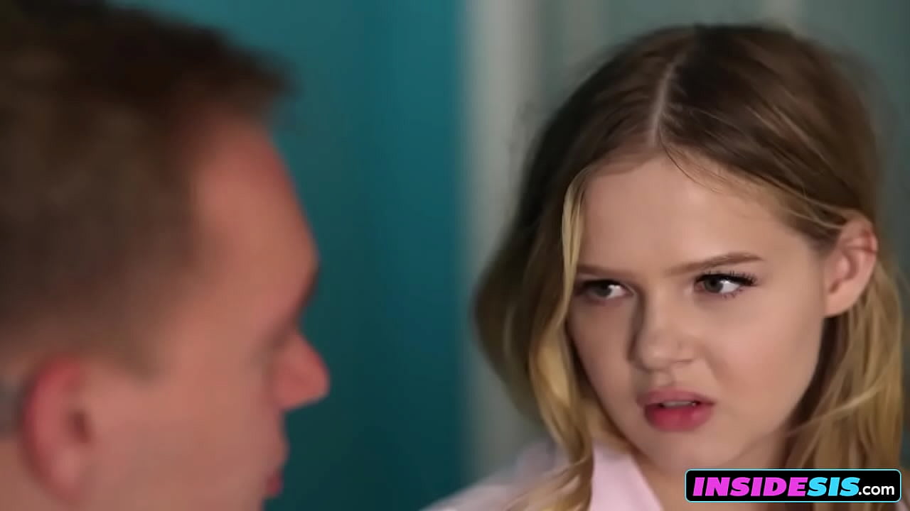 Poolside Temptations: A Deep Analysis Extended Cut with Coco Lovelock and Theodora Day