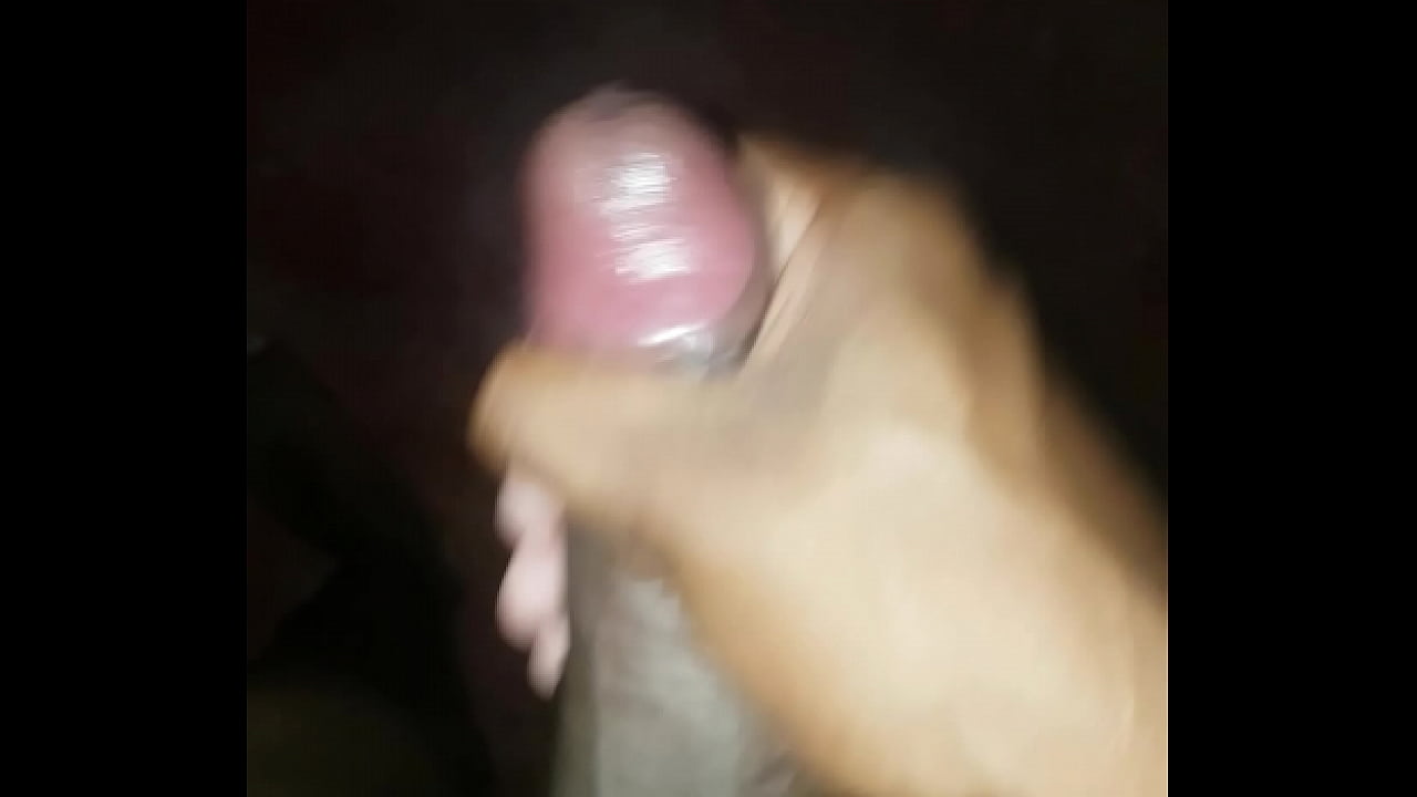 Novinho de Cuiab&aacute; gozando gostoso