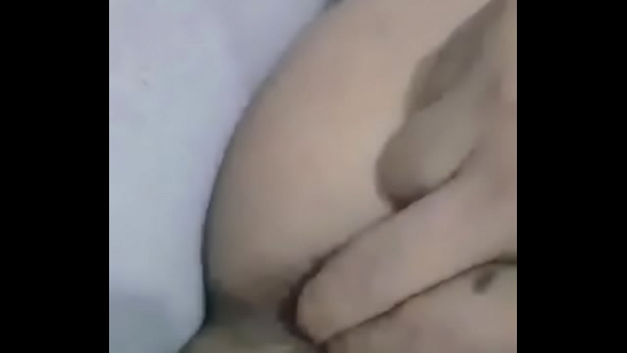 mi ex en la ducha 2 tocandose el biscocho bien rico