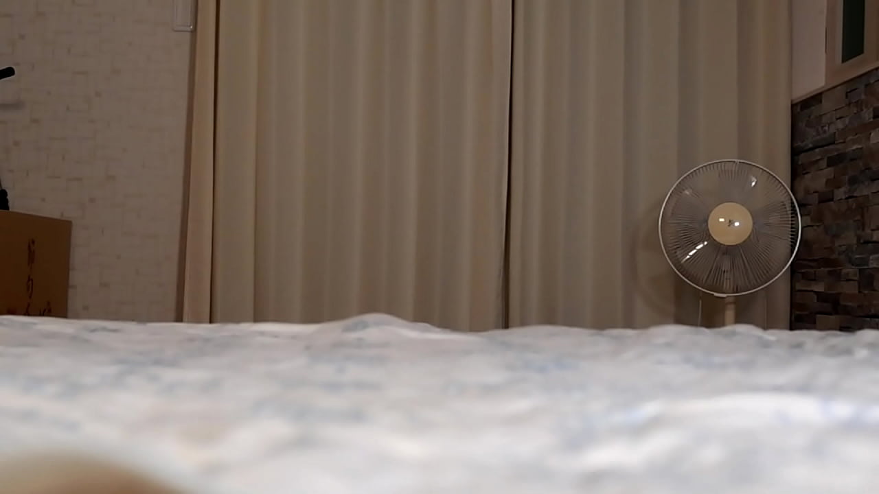 セックス大好きパイパン不倫ビッチ妻