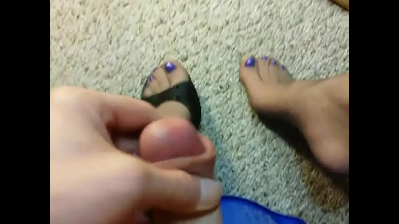 Tgirl Cumshot on Hot Nylon Pantyhose Covered Feet