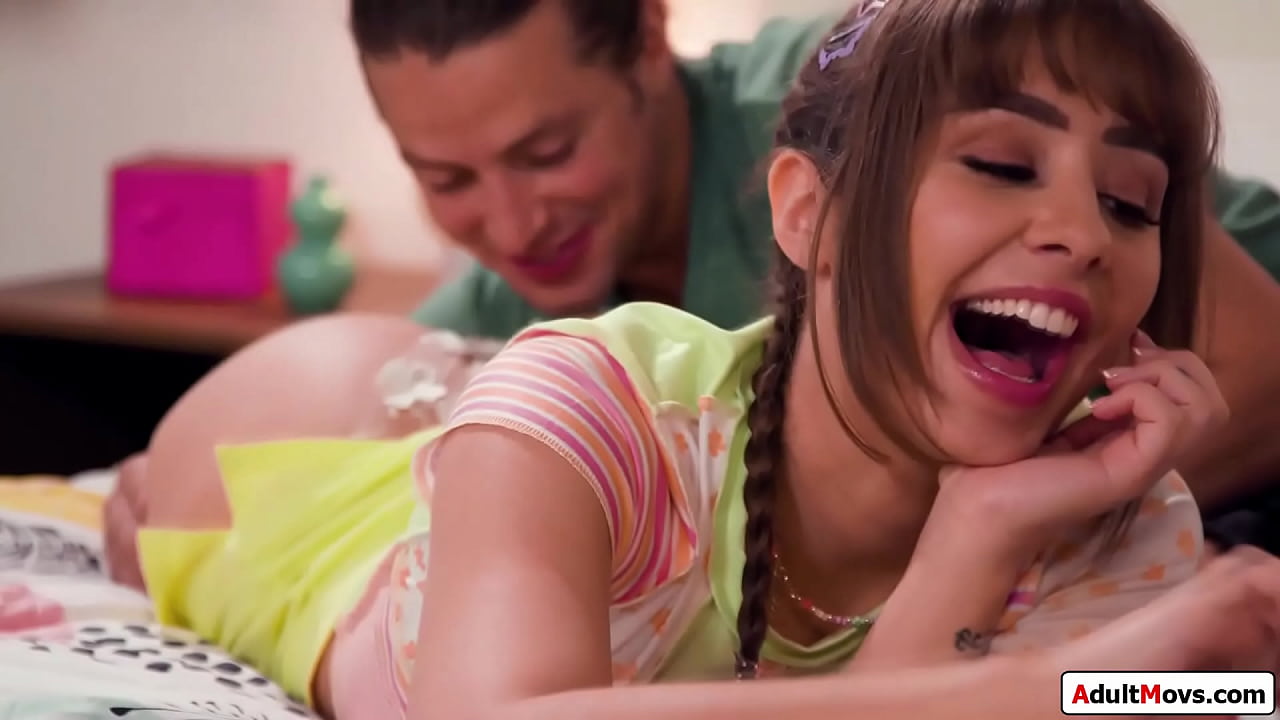 Petite brunette coed is distracted by her bf during homework.He kisses his gf while masturbating her.He licks her pussy and she deepthroats his cock